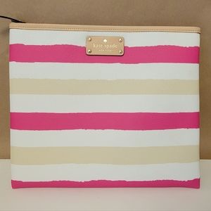 Kate Spade New York Bondhi Clutch Cosmetic Bag. NWT